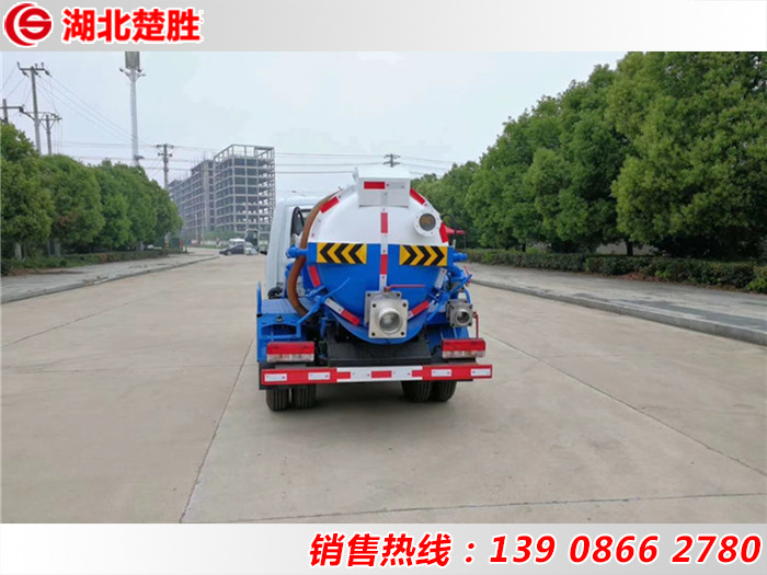 能下地下室的國六藍牌吸污車